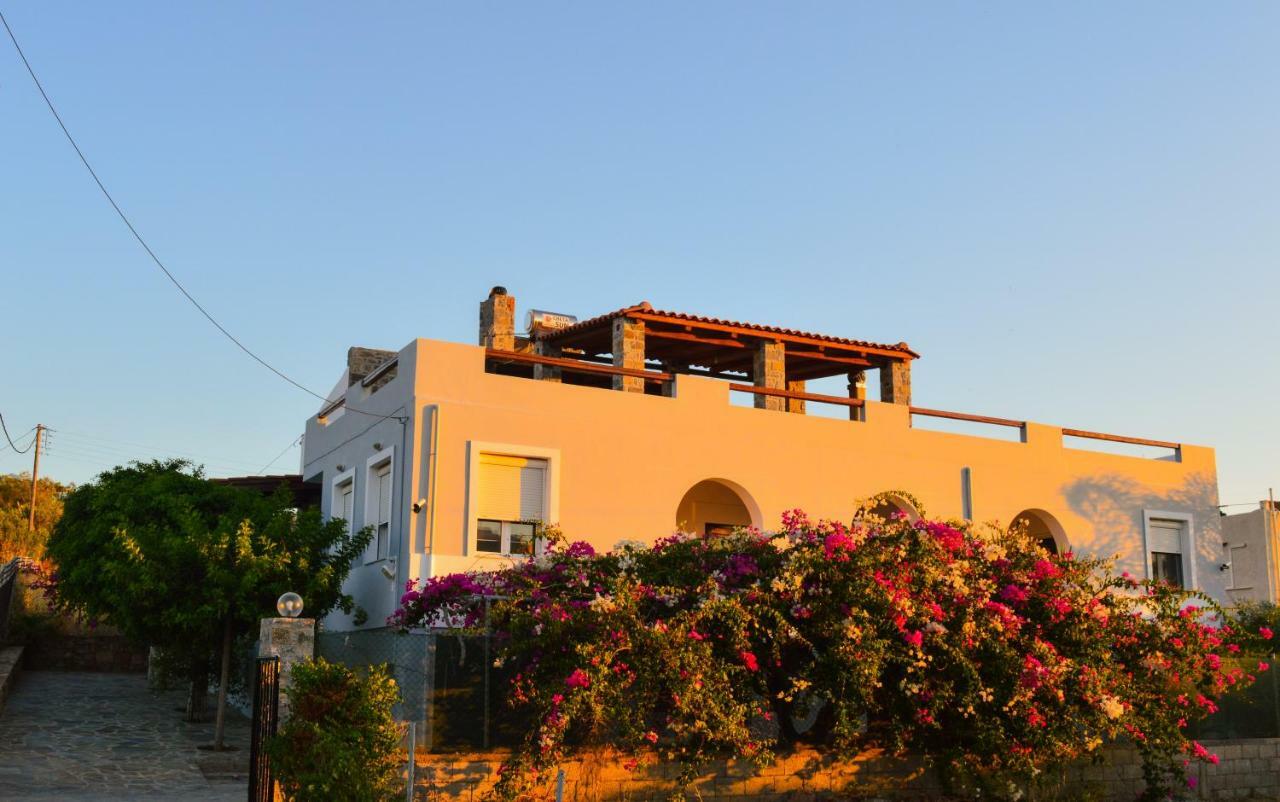 United Blue Resorts - White Sand Karteros Exterior foto